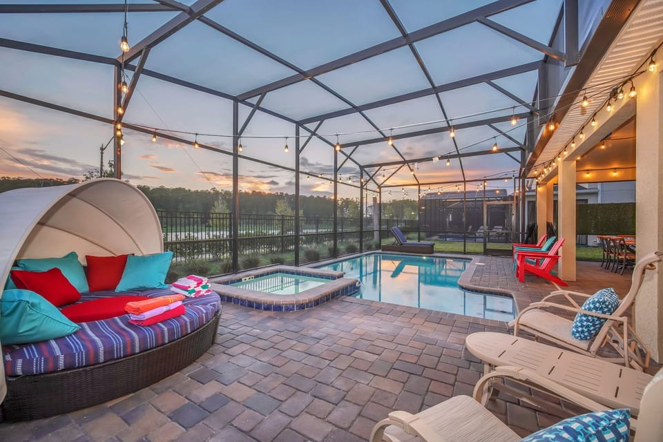 South-facing pool/spa, well-lit day & night, outdoor play, dine, open water vew 