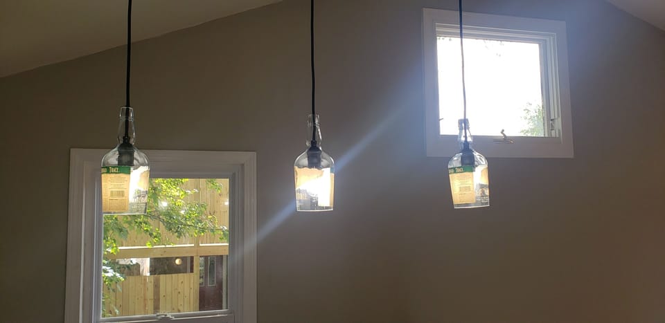 Workspace at bar in kitchen