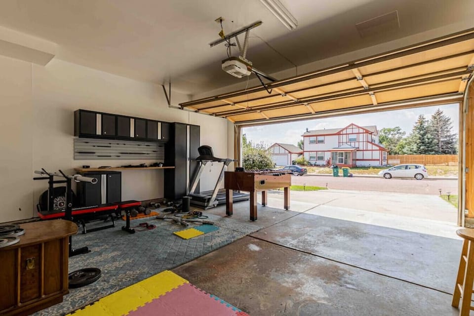Note that treadmill is inoperable