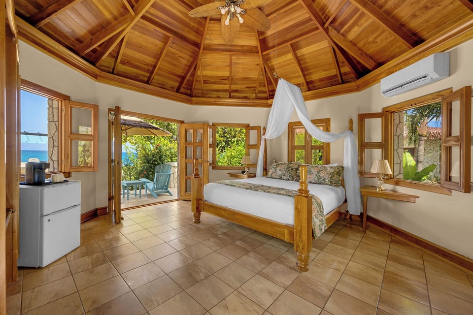 Seaside Handcrafted Stone Cottage | Premium bedding, Tempur-Pedic beds, minibar (some free items)