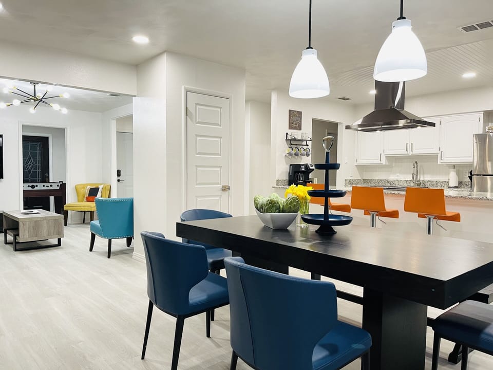 Dinning table