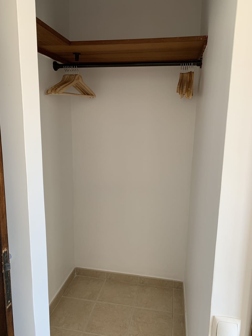 Closet suite 1st floor