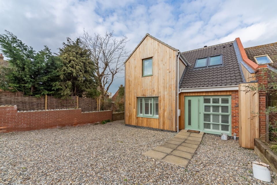 Seastiles, Salthouse: An ultra modern and stylish property designed by an award-winning team