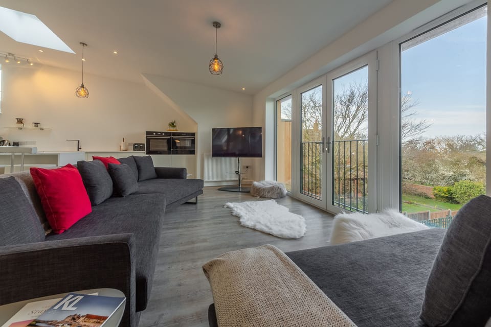 First floor: Sitting area to kitchen