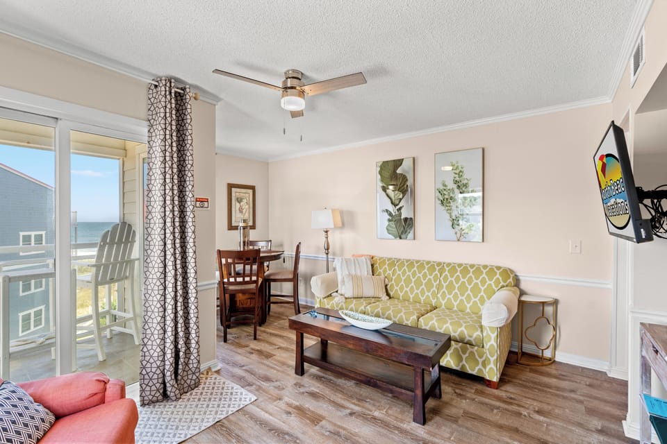 Living Room & Dining Area