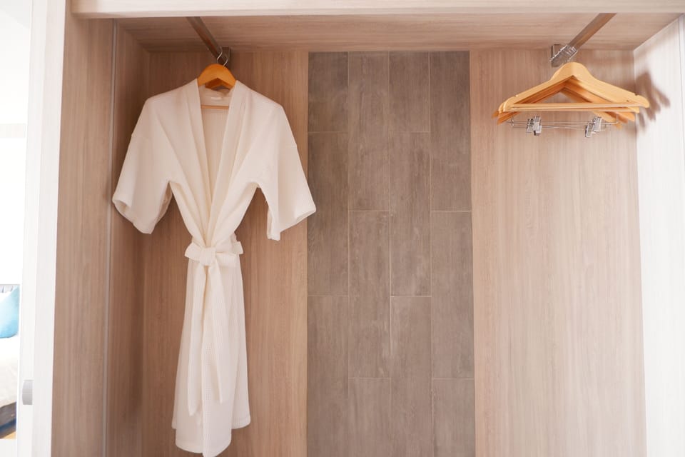 Minibar, in-room safe, desk, blackout drapes
