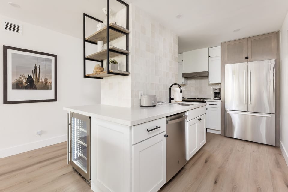 Full size kitchen with beverage fridge