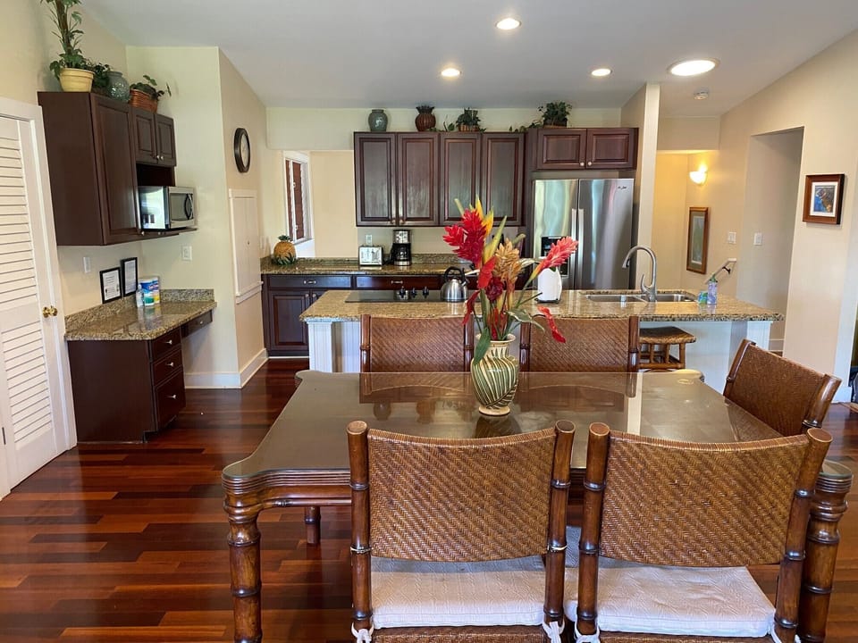 Dinning room & kitchen