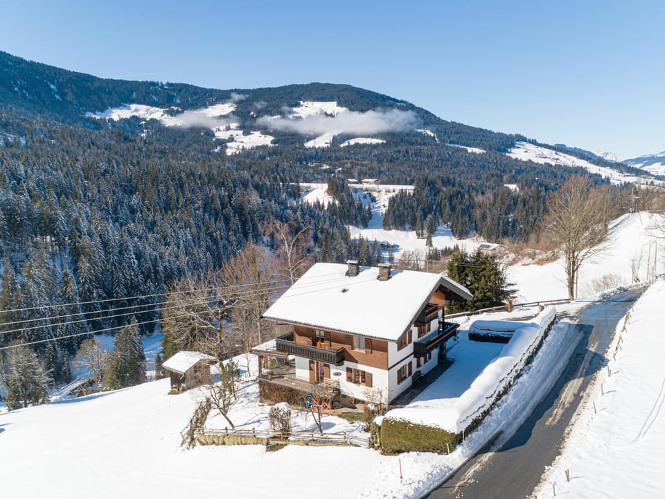 Holiday Home Exterior [winter]