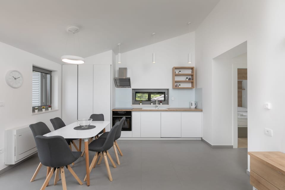 Apartment | Private kitchen | Full-size fridge, espresso maker, paper towels