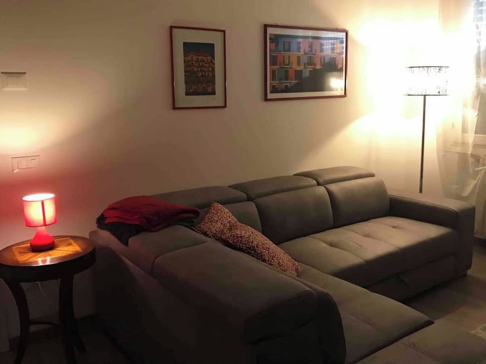 Apartment, 2 Bedrooms, Terrace, Garden View | Living area