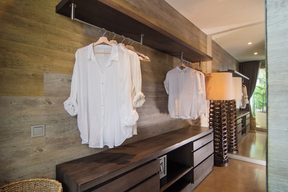 Exclusive Villa, 3 Bedrooms | Wardrobe