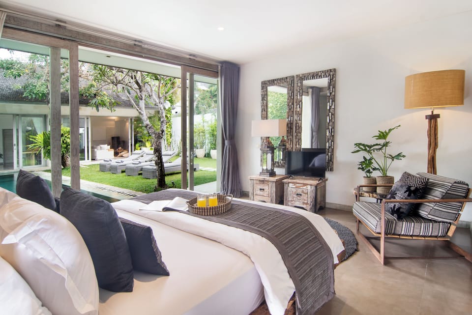 Exclusive Villa, 3 Bedrooms | 3 bedrooms, in-room safe, iron/ironing board, bed sheets