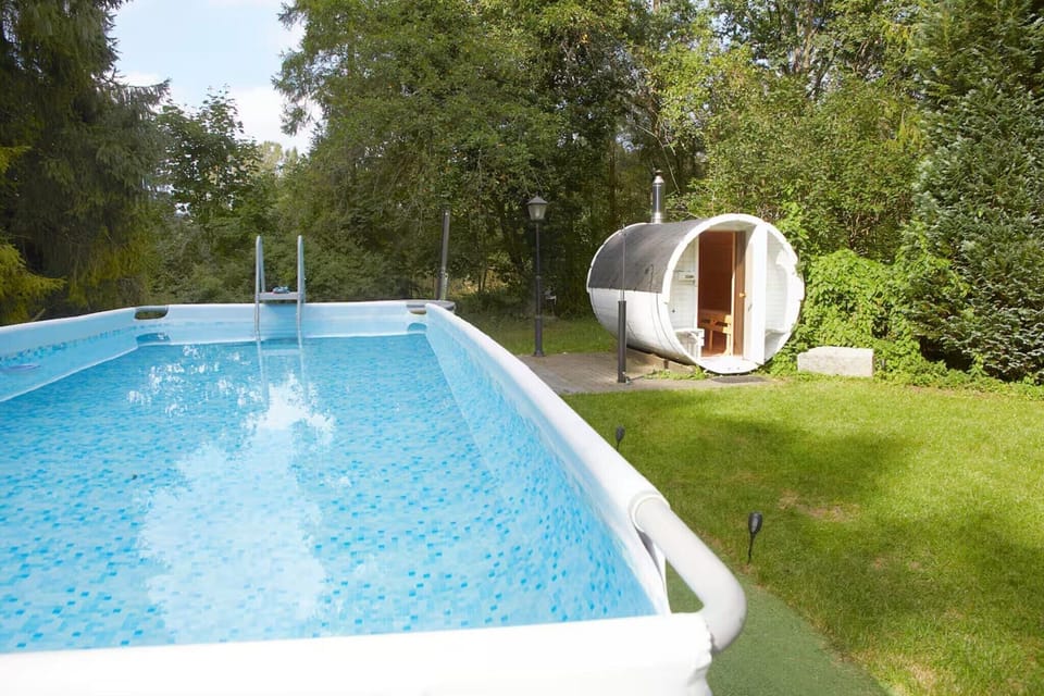 Holiday Home Swimming Pool