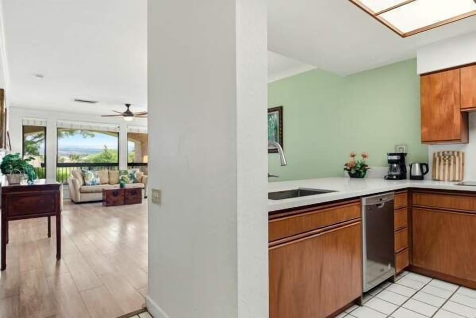 Villa, Multiple Beds, Balcony, Golf View (Shores at Waikoloa Beach Resort 236) | Interior