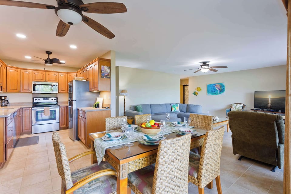 Condo, Multiple Beds, Patio, Garden View (Keauhou Punahele #E105) | Interior