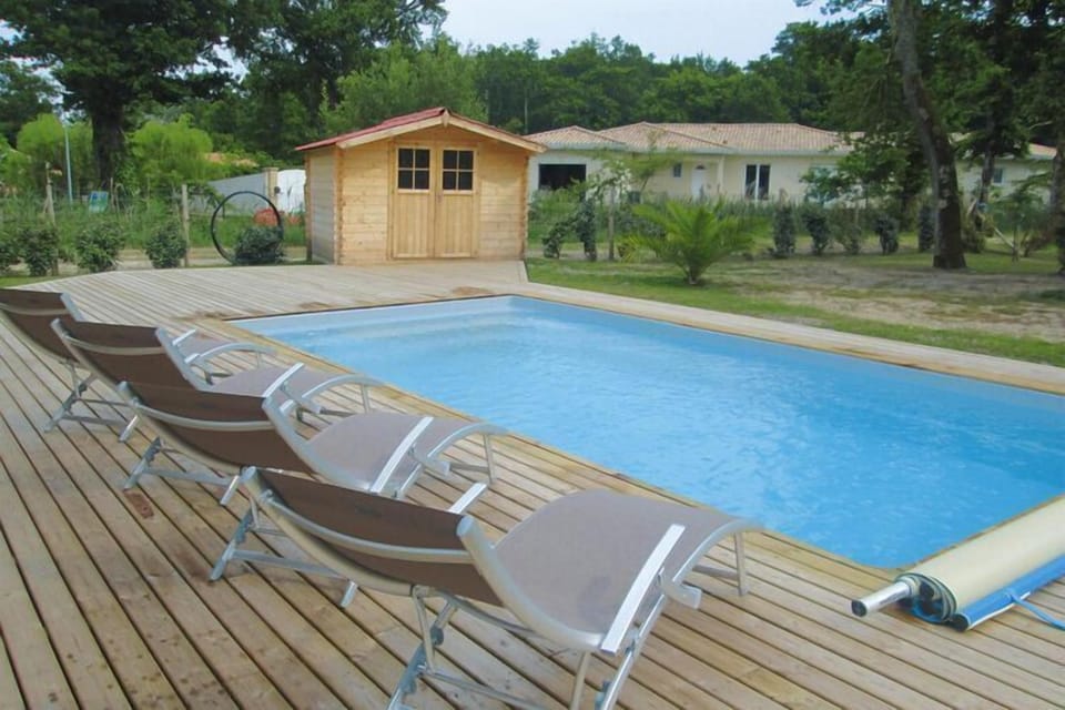 Holiday Home Swimming Pool