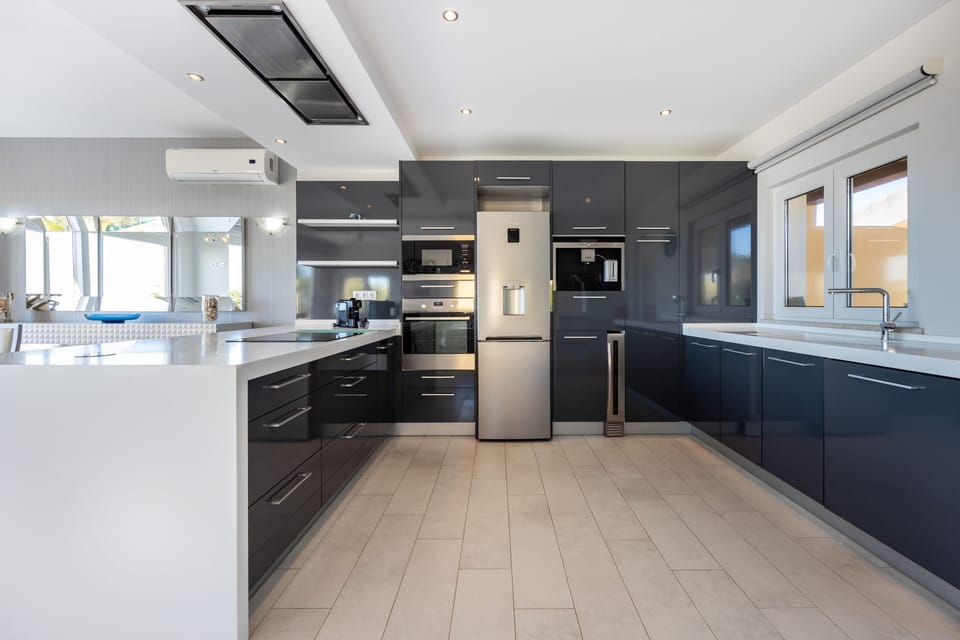Modern Kitchen