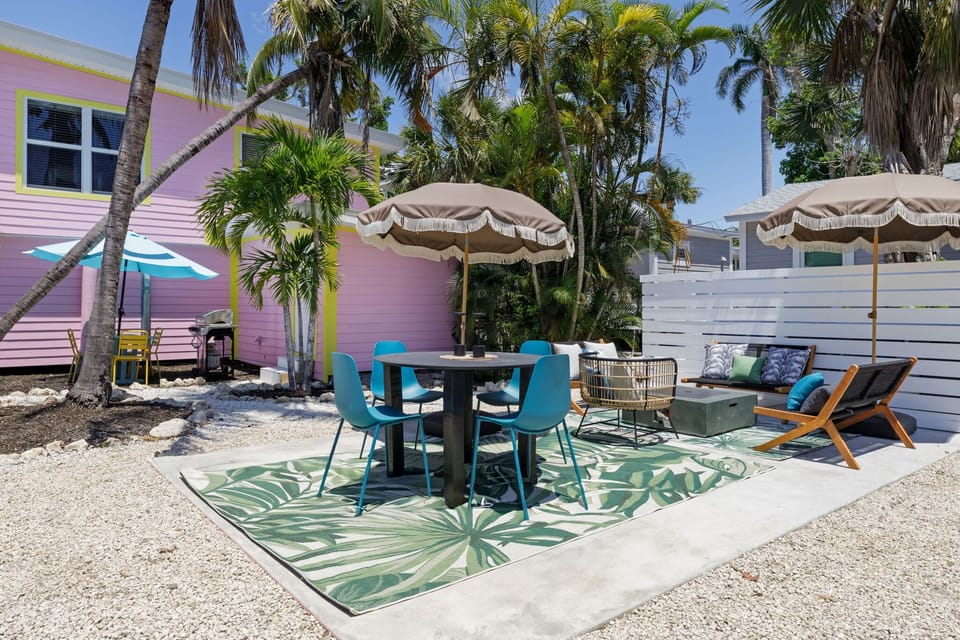 Outdoor seating area with fire pit