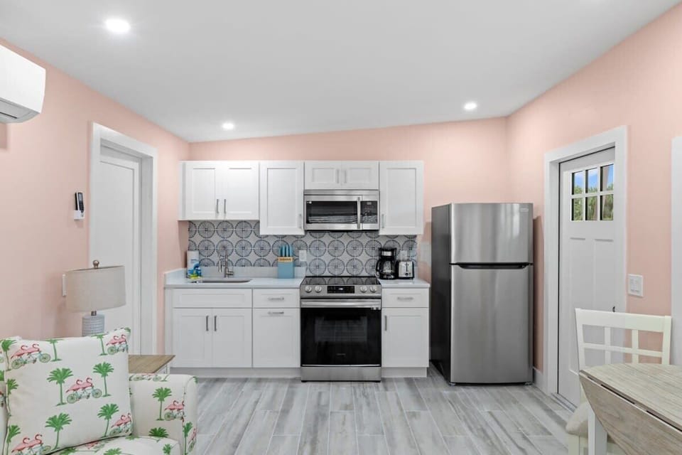Kitchen and dining table