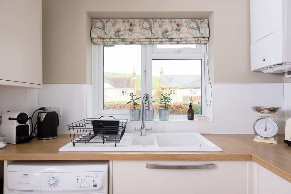Kitchen is fully equipped with Washing machine, Nespresso coffee machine & kettle, toaster, microwave & oven!