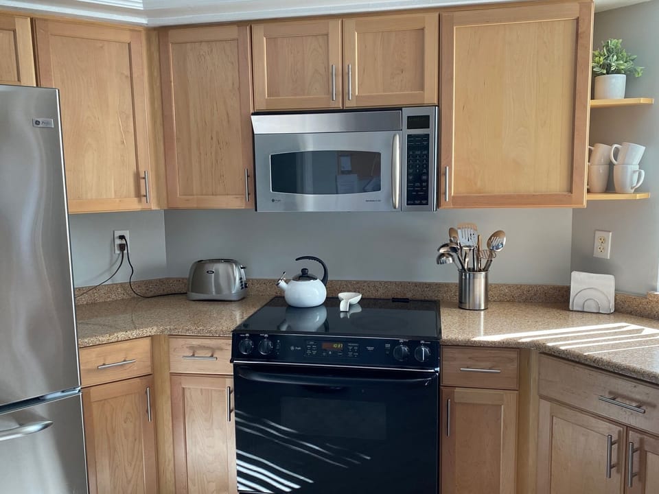 Stove and microwave.