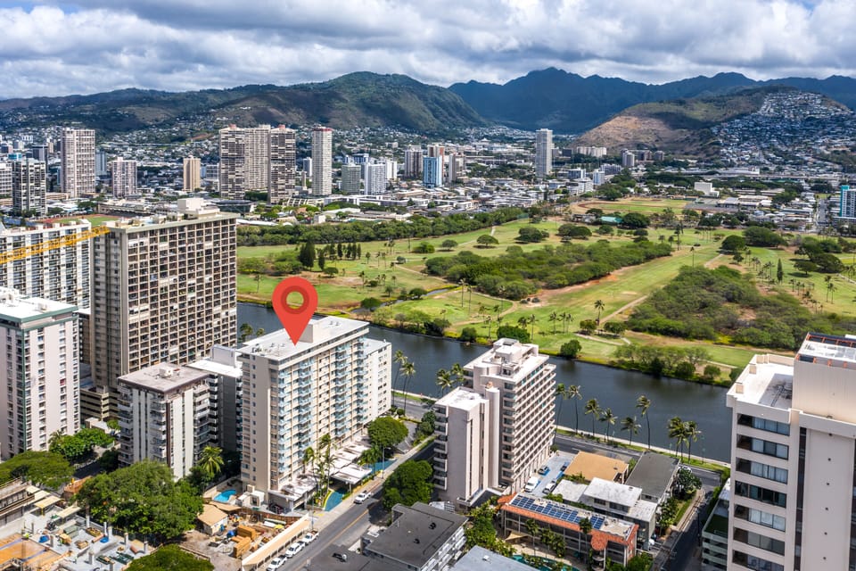 Aloha Surf 402