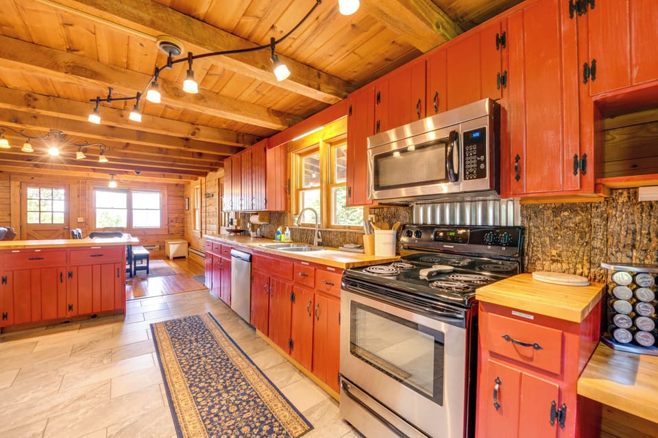 Kitchen | 2-Story Cabin | Central Heating & A/C