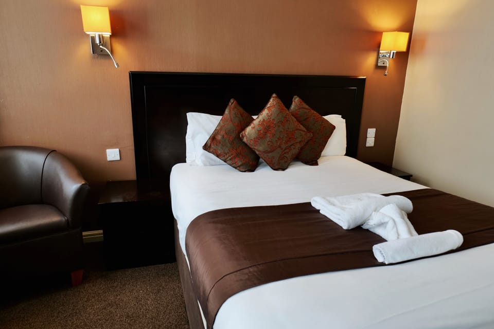 Double Room | Desk, soundproofing, free cribs/infant beds, free WiFi