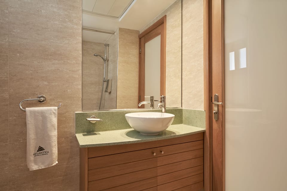 Bathroom shower