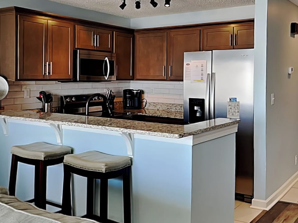 Breakfast Bar - Seating for 2