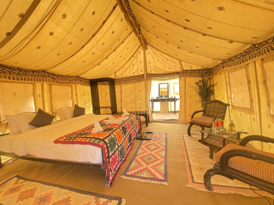 Swiss Luxury Tent | Laptop workspace, WiFi, bed sheets