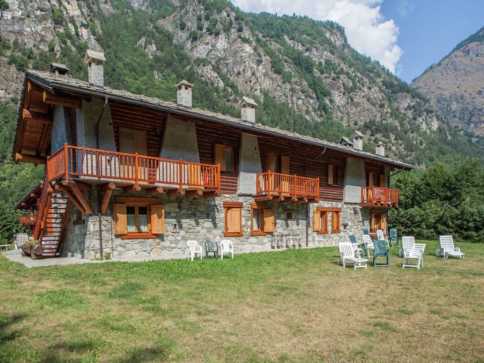 Holiday Home Exterior [summer]