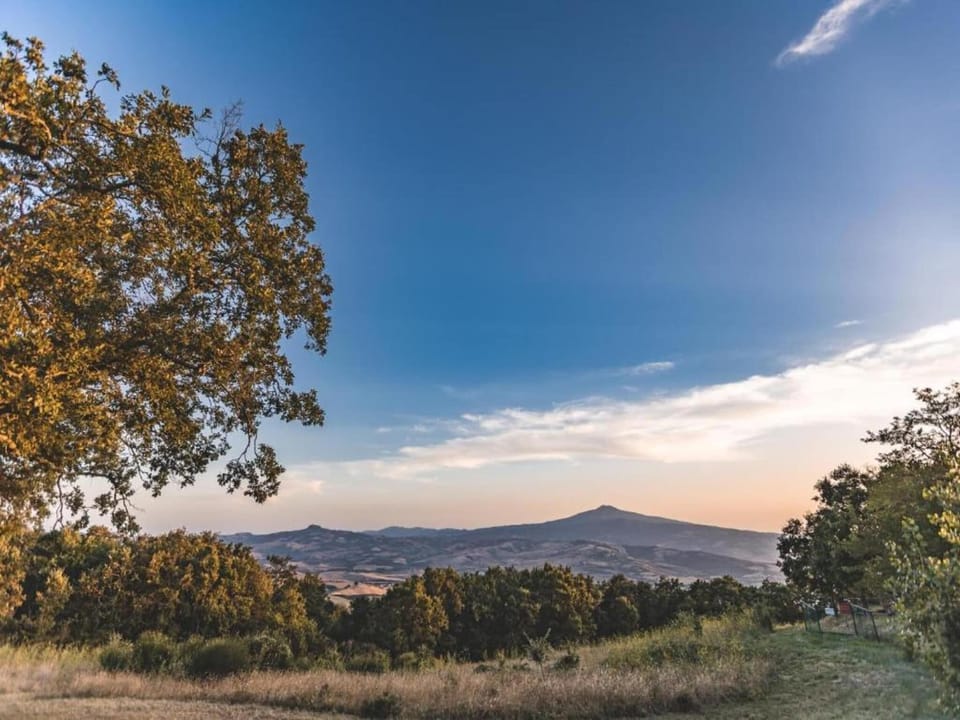 Surroundings [summer] (1-5 km)