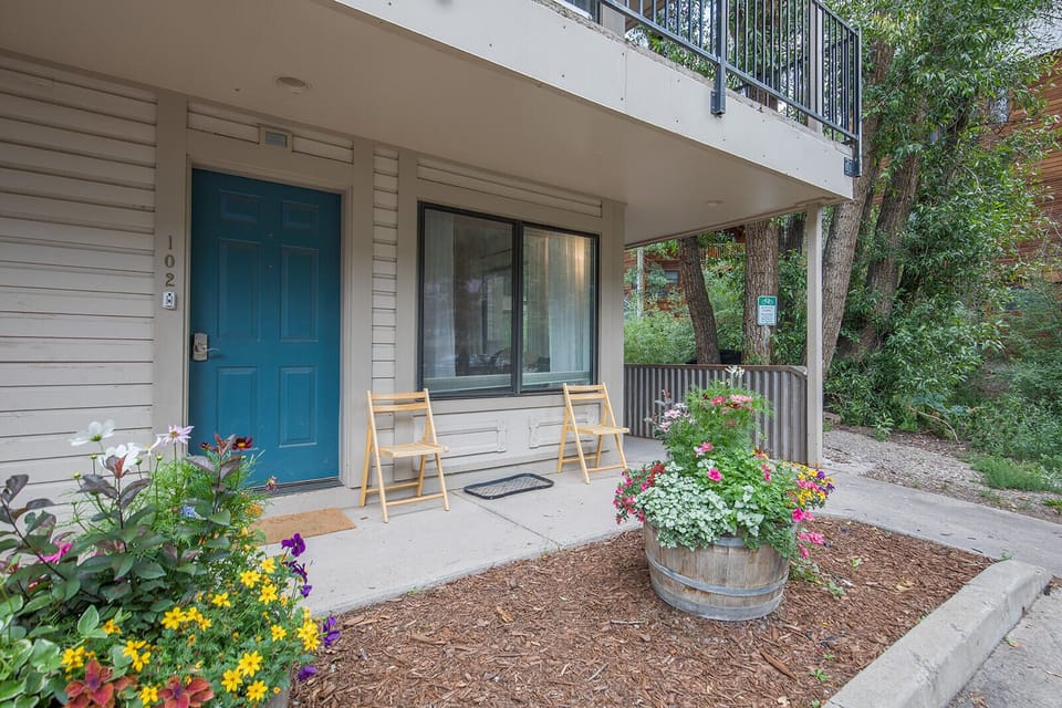 Exterior1