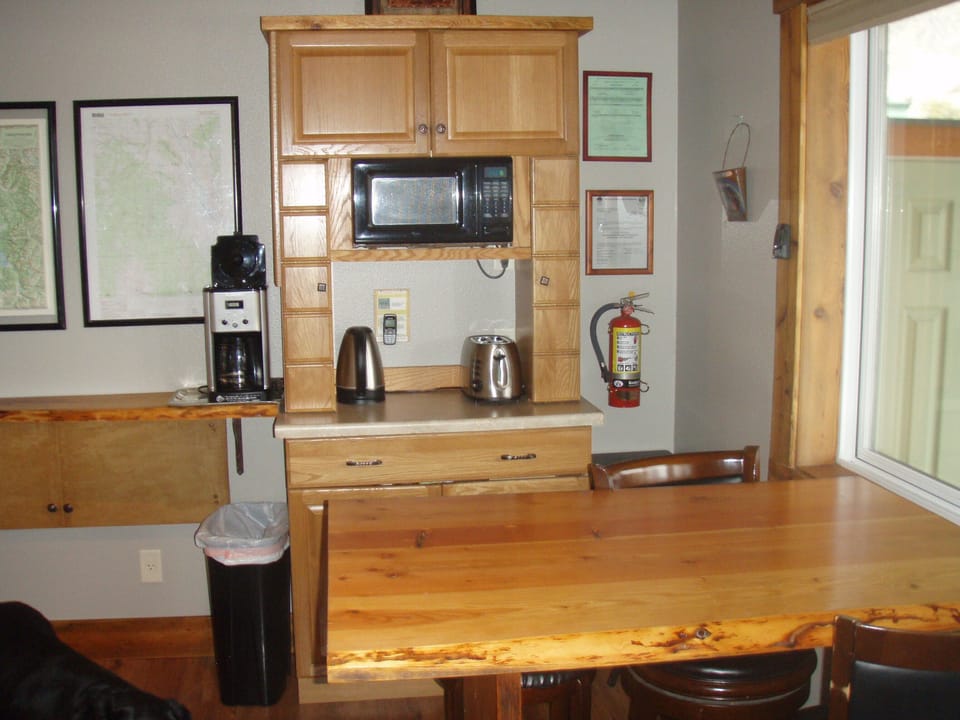 Great kitchen island in front of window w/views of the river