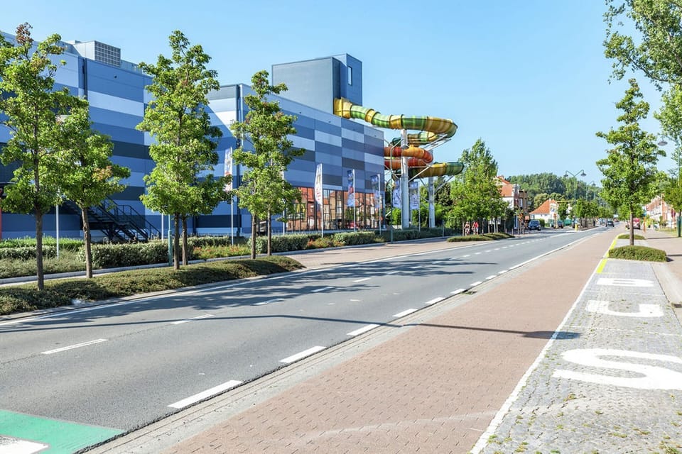 Immediate Surroundings [summer] (<1 km)