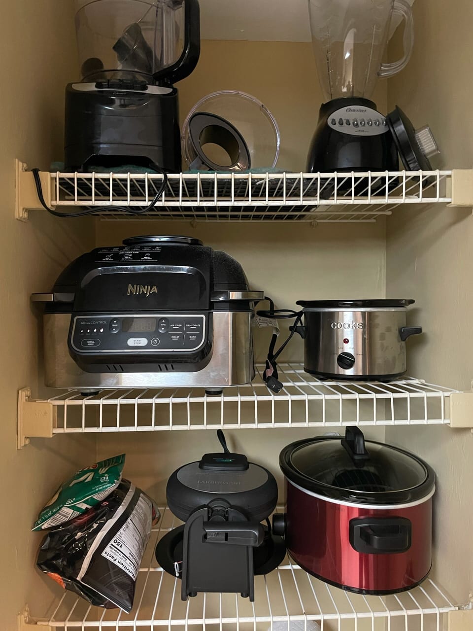 Pantry items 