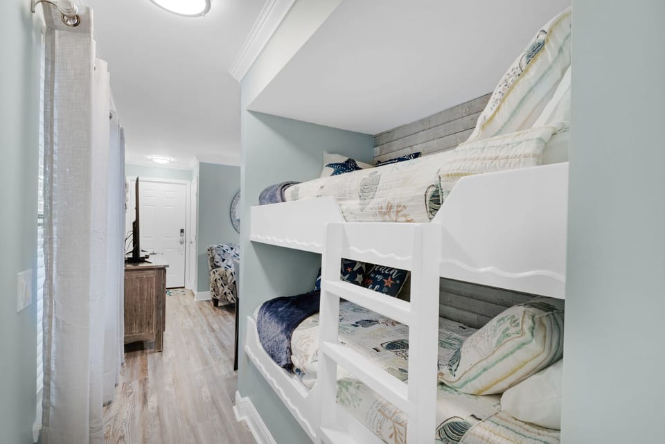 Hallway bunk beds