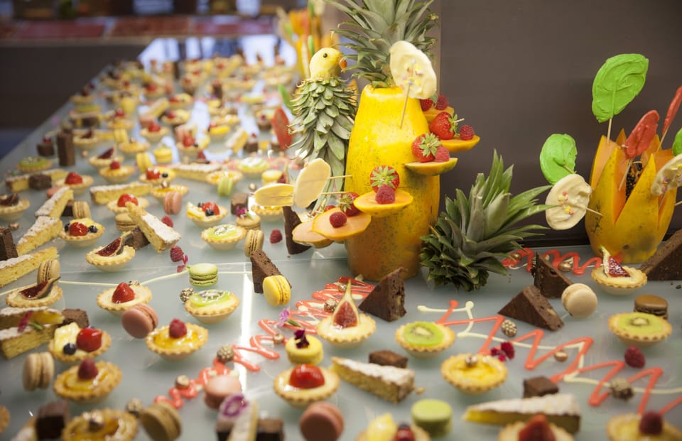 Daily buffet breakfast for a fee