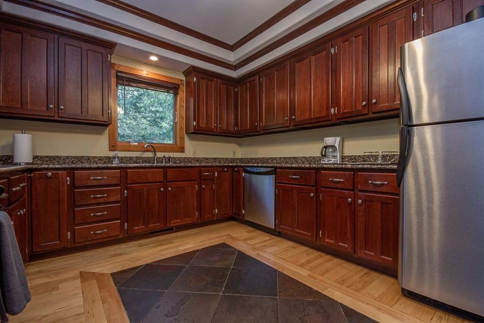 Spacious Kitchen