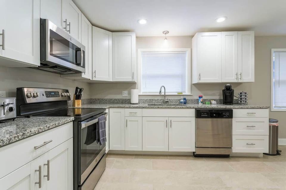 Kitchen area is well equipped - including coffee and tea