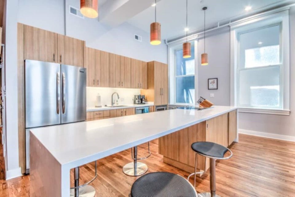 Kitchen, equipped with utensils and cookware
