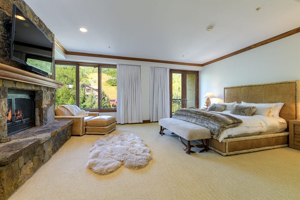 Bedroom One - Main - Summer