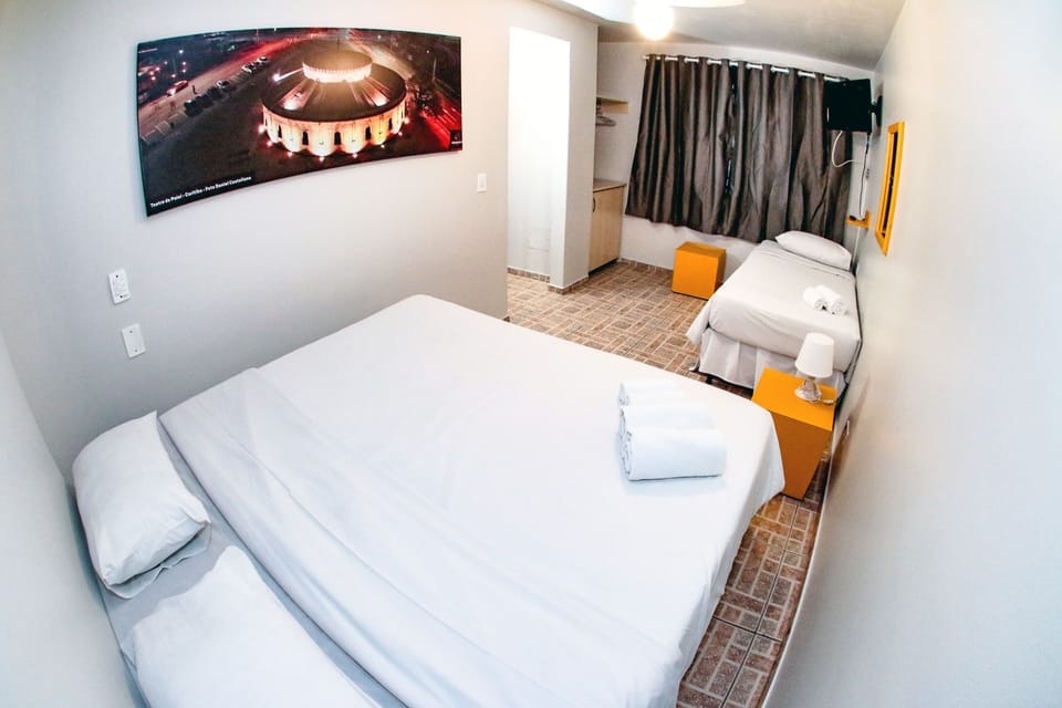 Economy Triple Room | In-room safe, travel crib, free WiFi, bed sheets