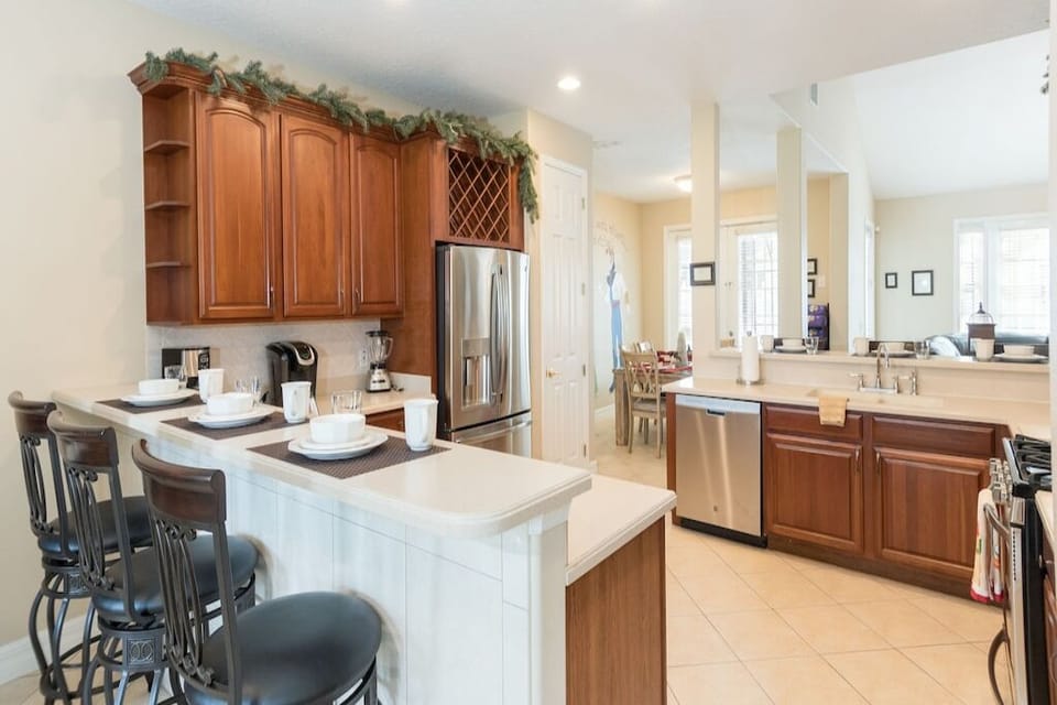 Fully-Stocked Kitchen