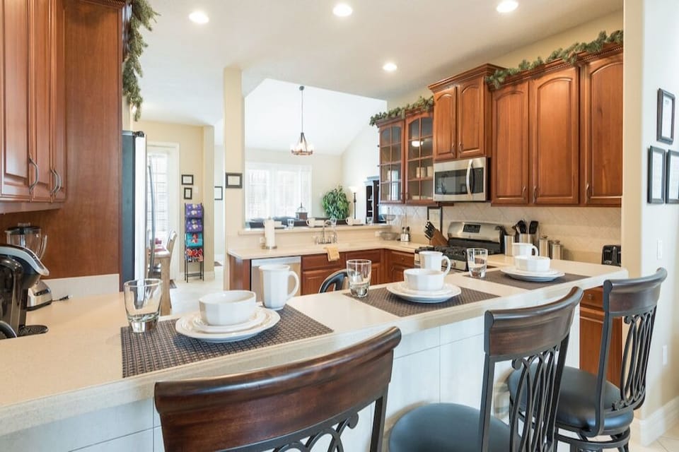 Fully-Stocked Kitchen