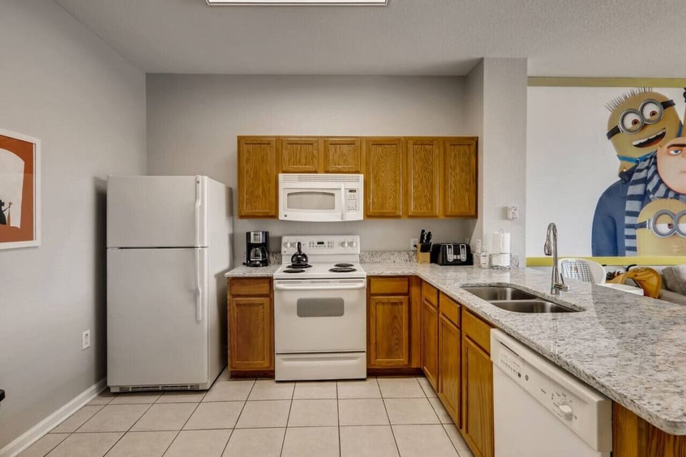 Fully equipped kitchen
