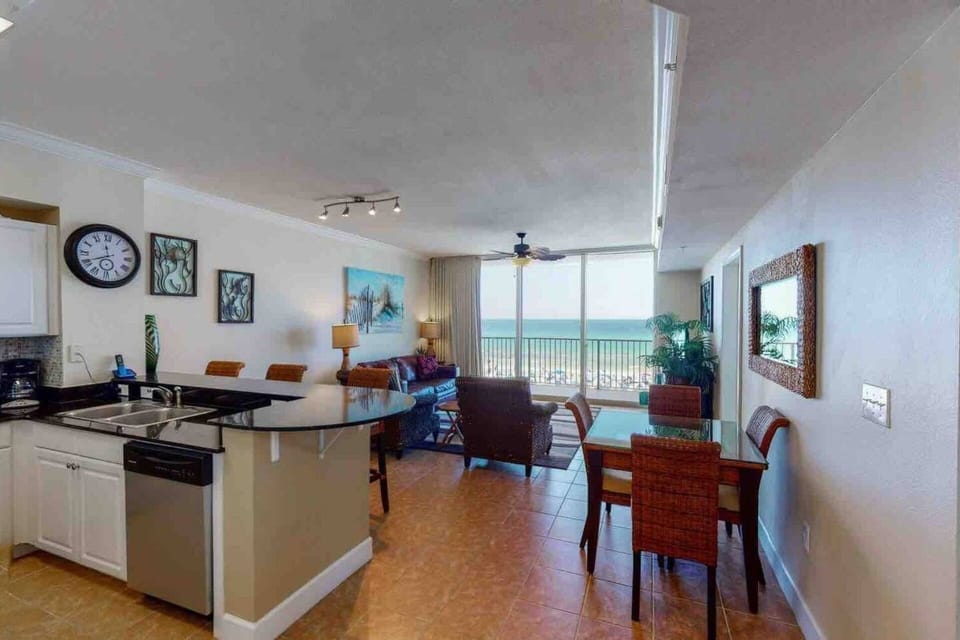 Dining Area with Gulf View