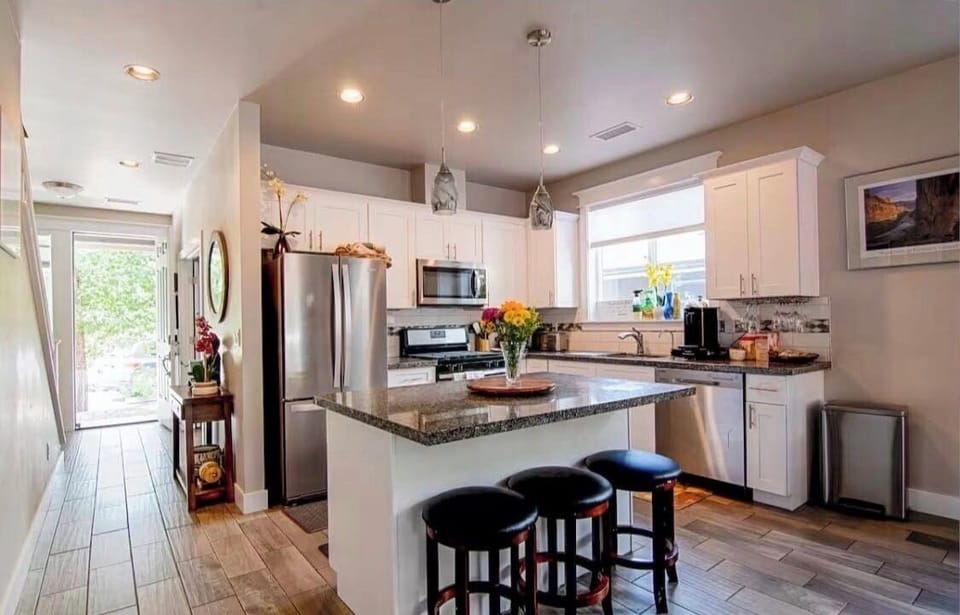 Kitchen and kitchen island